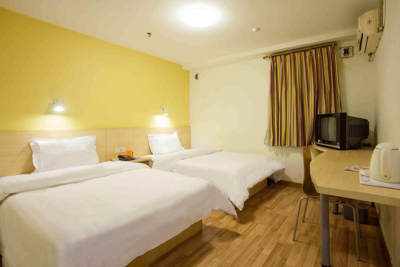 7Days Inn Huaihua Mayang Binhe Road Kültér fotó