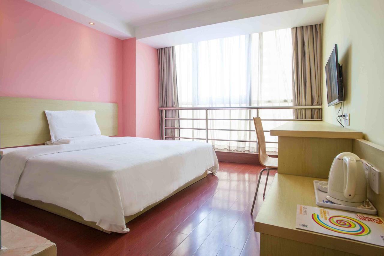 7Days Inn Huaihua Mayang Binhe Road Kültér fotó