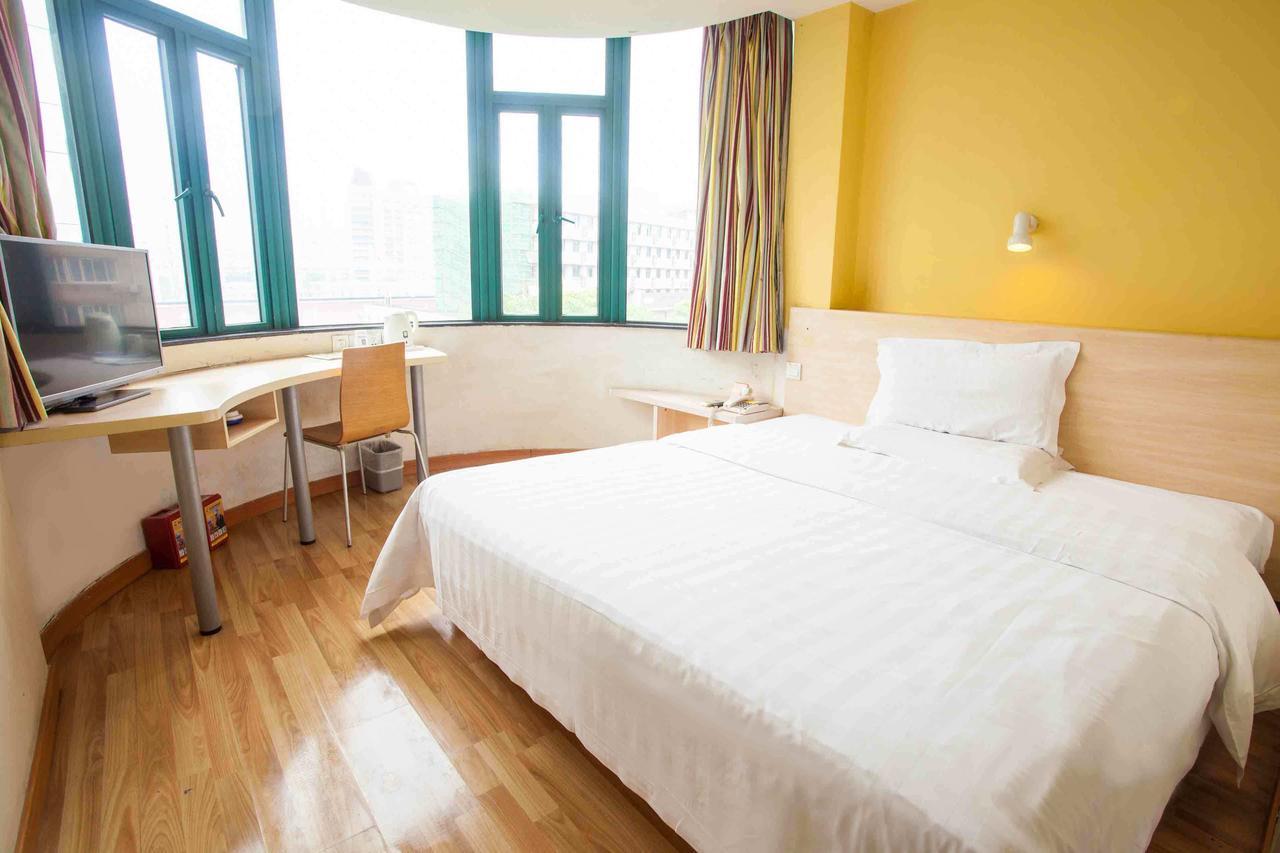 7Days Inn Huaihua Mayang Binhe Road Kültér fotó