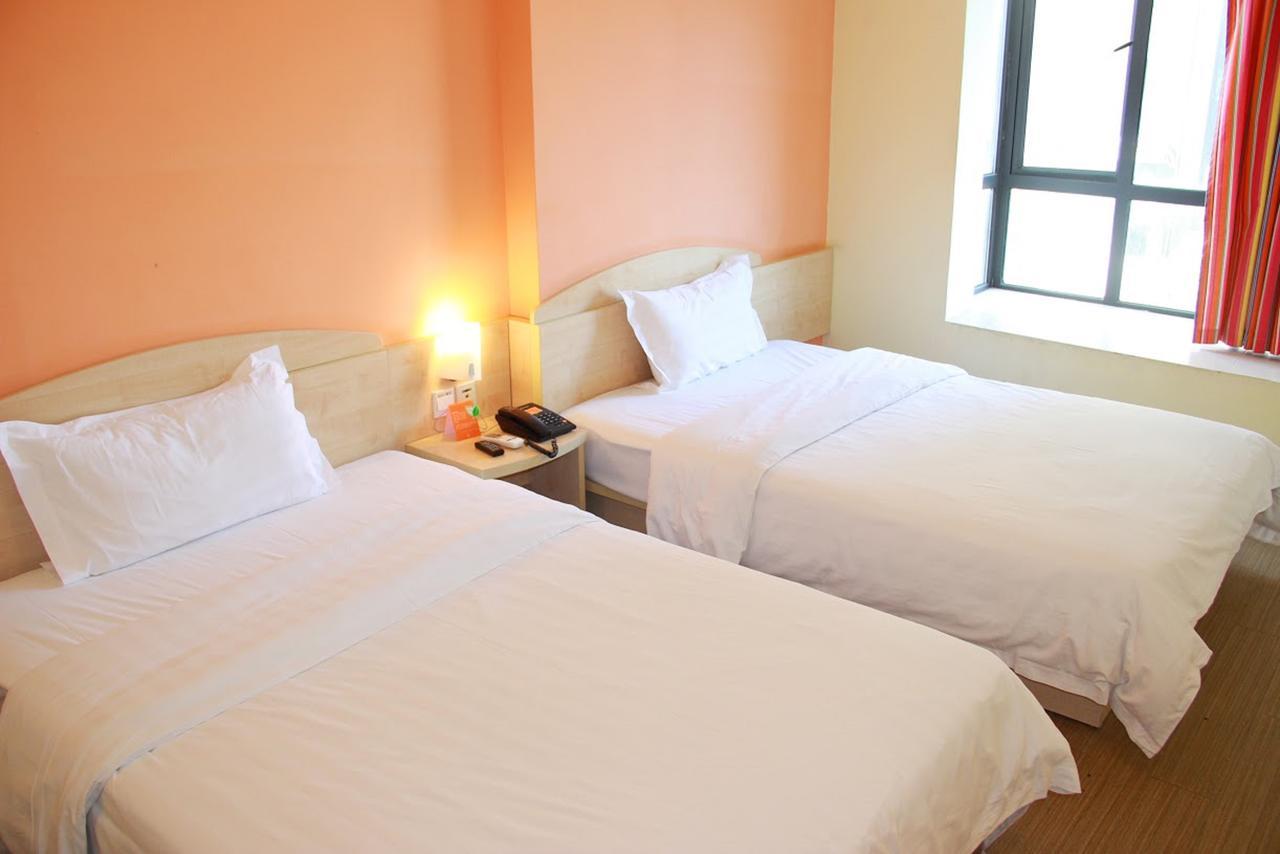 7Days Inn Huaihua Mayang Binhe Road Kültér fotó